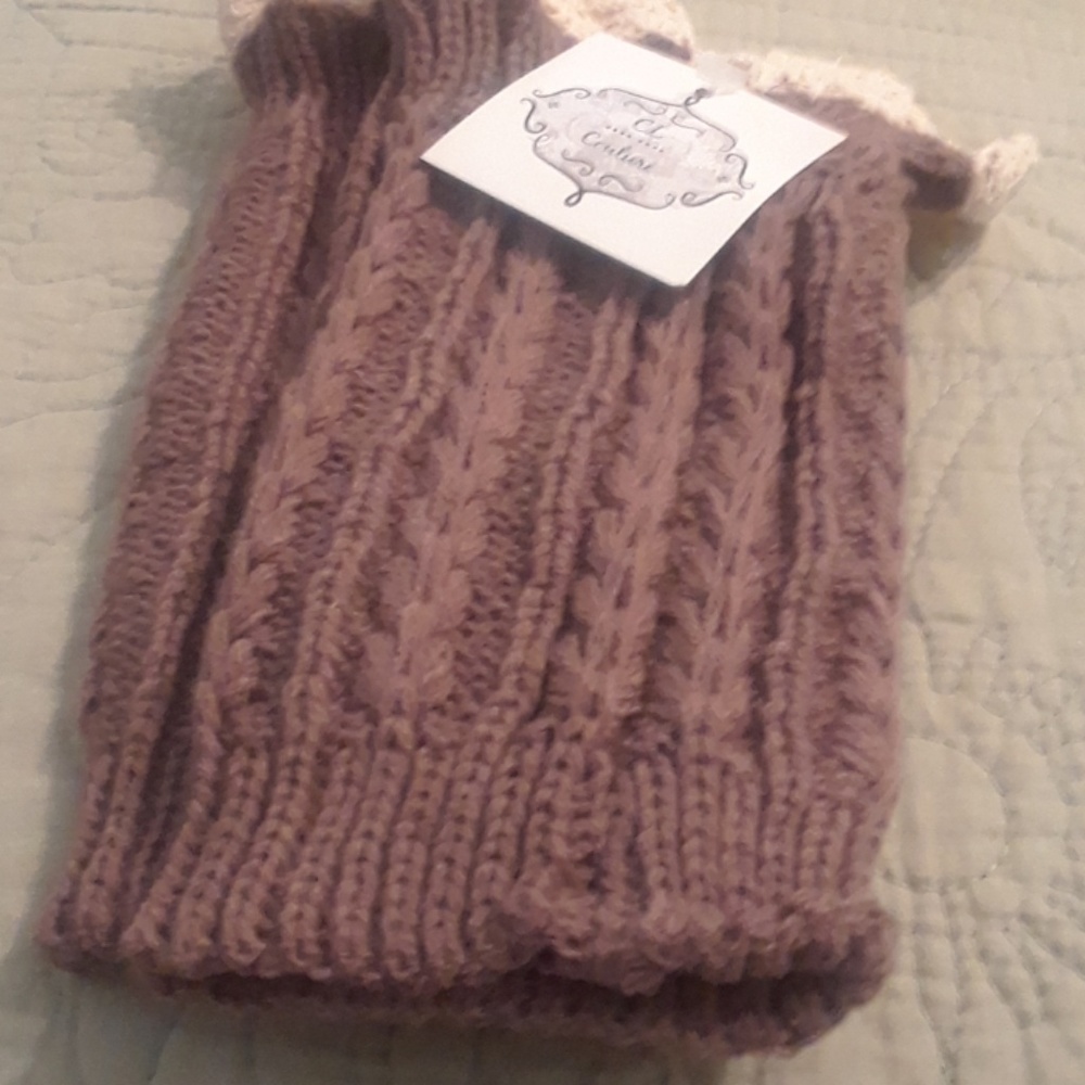 NWT brown fingerless knitted lacey gloves